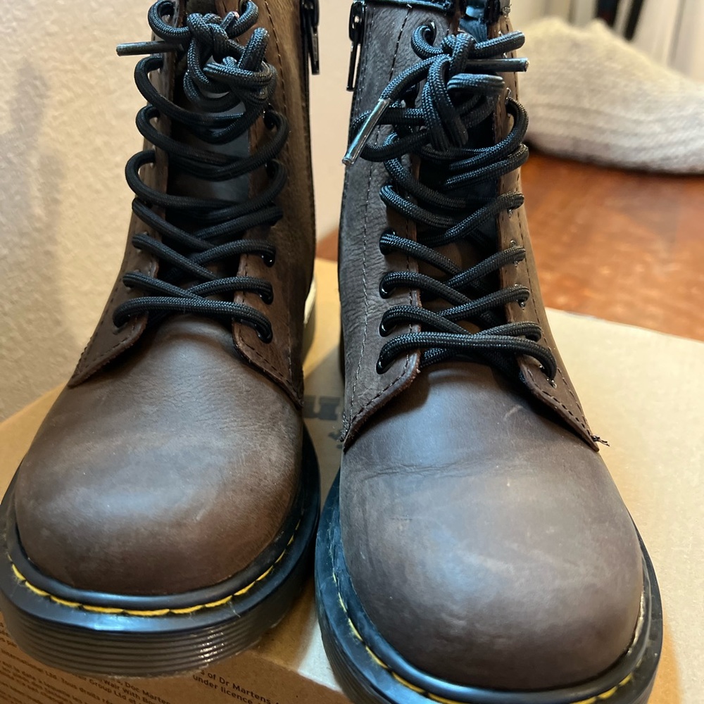 Kids shoes Dr. Martens Delaney dark brown size 1 US